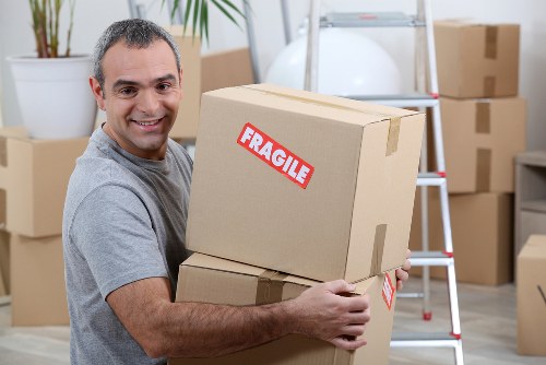 Clean and flexible household storage unit in Stgiles for home belongings